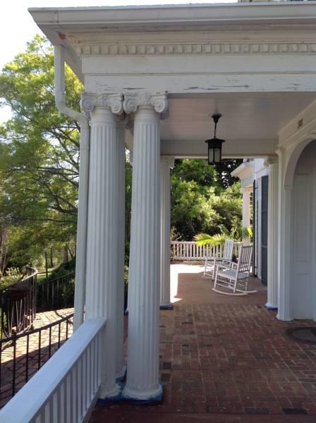 Springwood Inn Аннистон Экстерьер фото